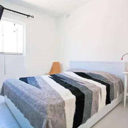 Dolmen Court N11 *