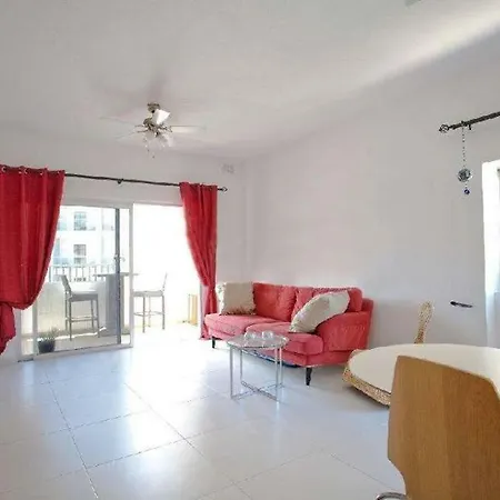 Case de vacanță Dolmen Court N11 Buġibba